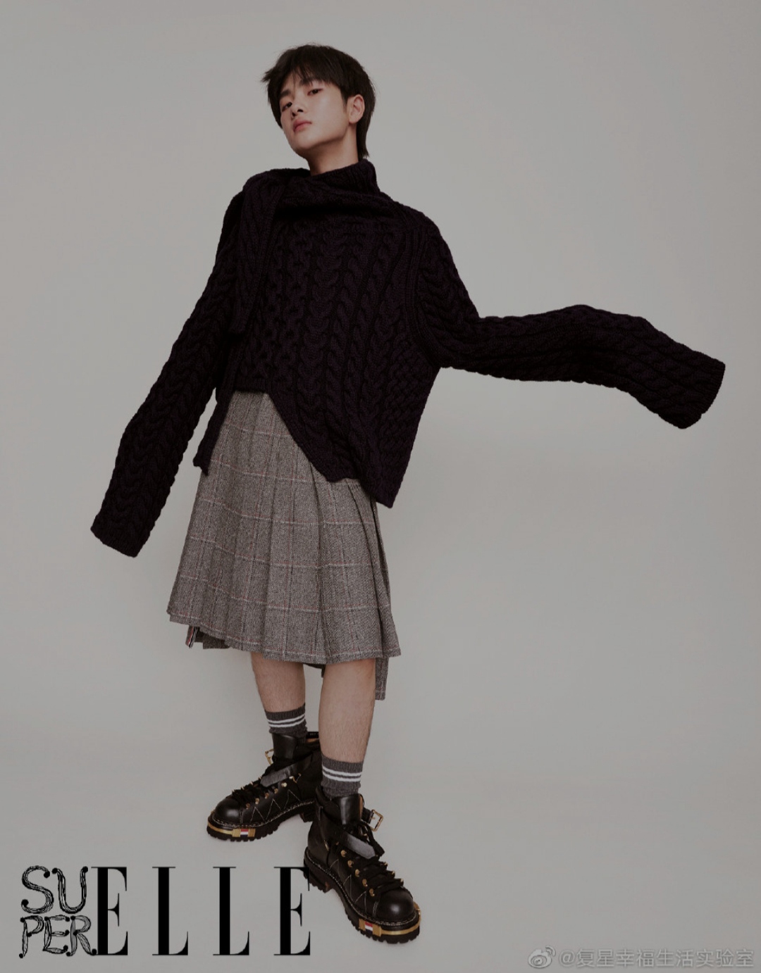 Zhou Zennan wearing a skirt for ELLE China men’s fashion in China